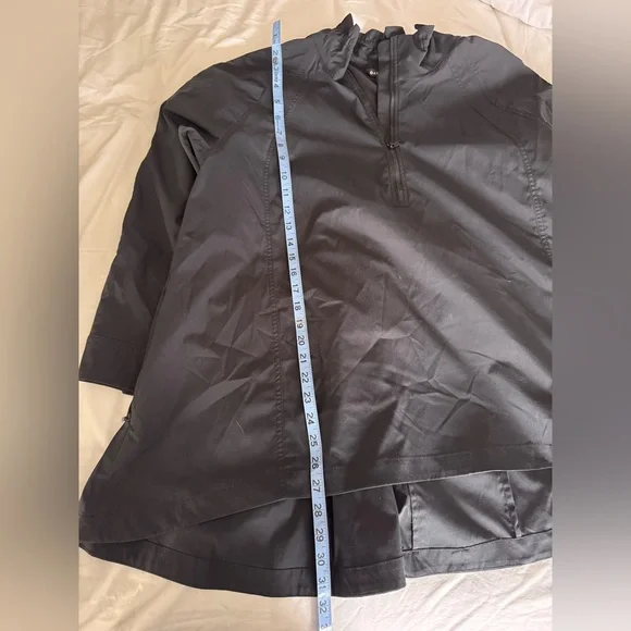 Athleta Black Cape Jacket Relaxed Fit - Picture 4 of 8